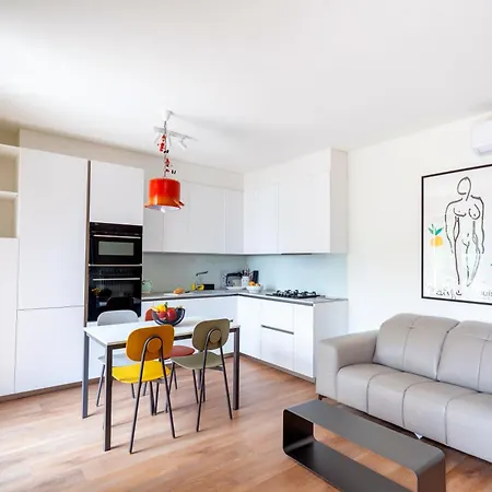 Casa Giallo Village Home-by Italian * Lenno